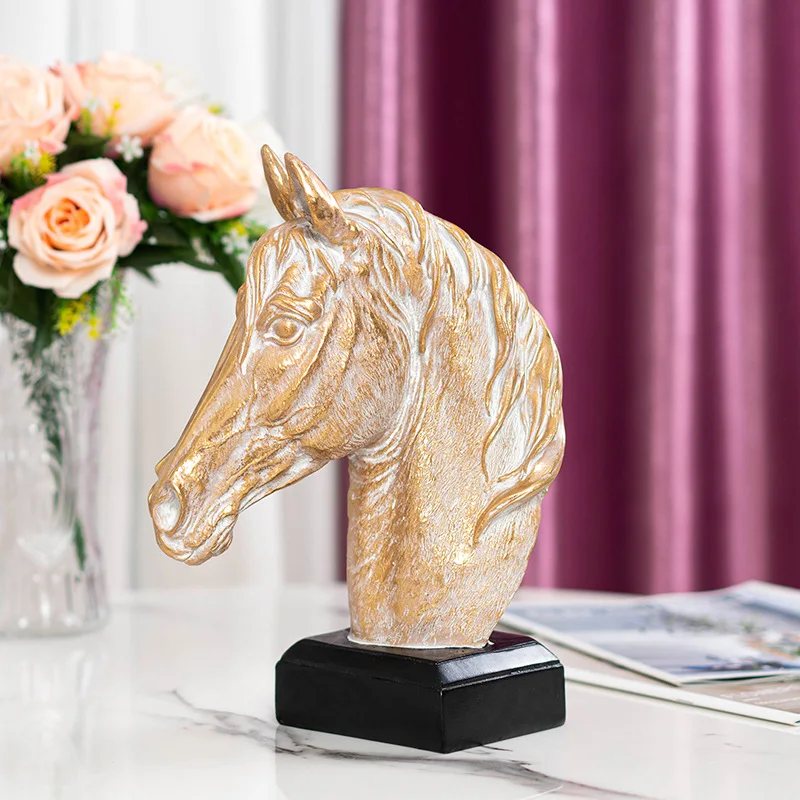

Horse Head Shaped Resin Handicraft Living Room Desktop Decoration Crafts Home Decor Accessories