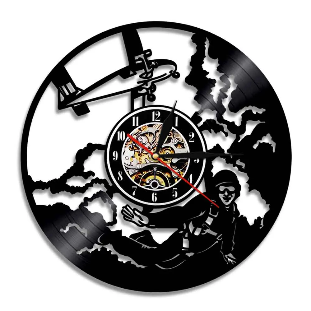 Parachute Jumping Adventure Vinyl Record Wall Clock Sky Sport Home Decor Silent Quartz Clock Skydiver Modern Design Wall Watch