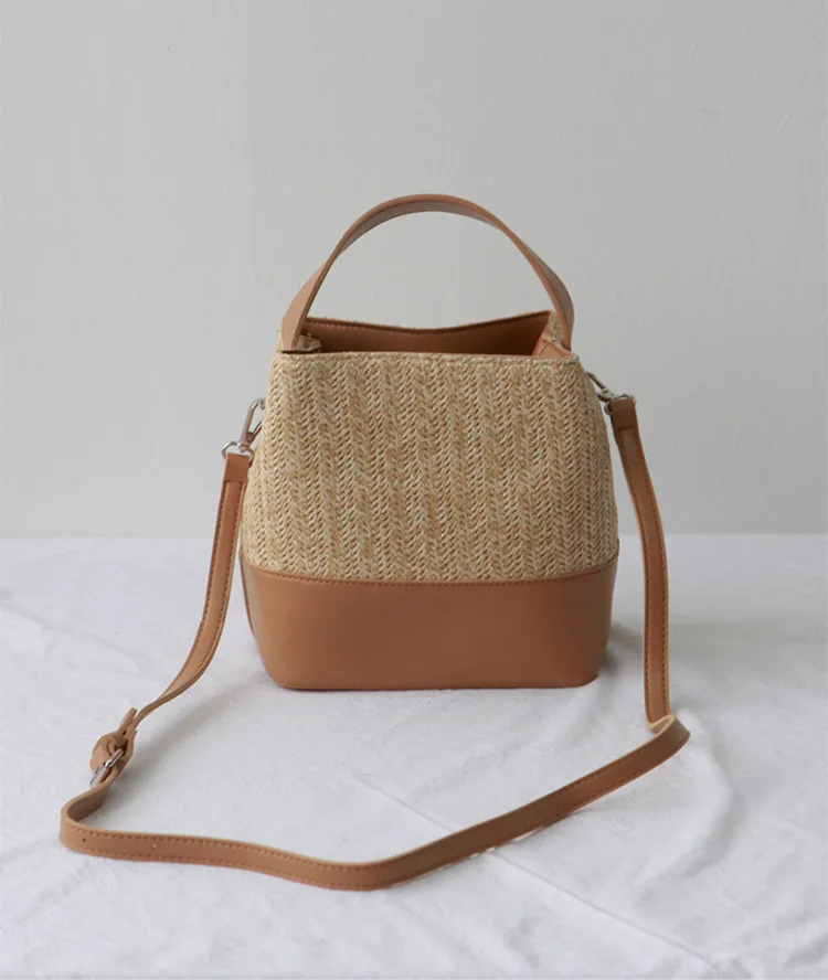 

Fresh and simple cross-slung one-shoulder female bag with contrasting colors woven canvas leather versatile bucket bag