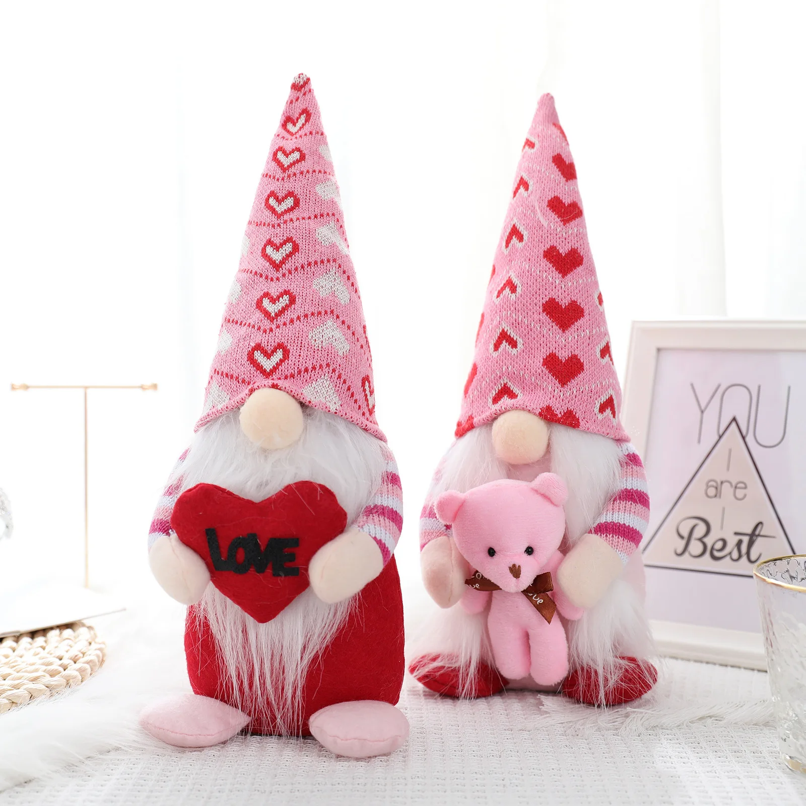 

Easter Decorations Gnome Love hug bear faceless Rudolph doll children's toys photo props decoration supplies Easter Decorations