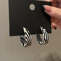 vintage fashion leopard acrylic hoop earrings for women girls stripe zebra pattern geometric c shaped earring ear jewelry gift