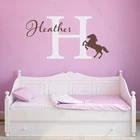 Наклейка на стену с изображением детской лошади, имя, персонализированная наклейка для девочек, декор для спальни с лошадью, большая скачущая наклейка настенные Стикеры с лошадью s