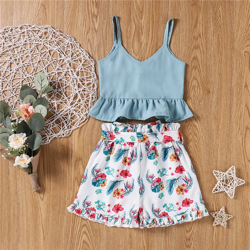 

Baby Girls Clothes Set 2pcs, Solid Color Sleeveless V-neck Tops + Floral Print Short Pants with Waistband