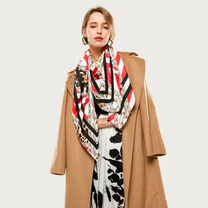 Роскошный квадратный шарф, Женская винтажная шелковая Бандана с принтом цепи, шарф, зимние фирменные шарфы