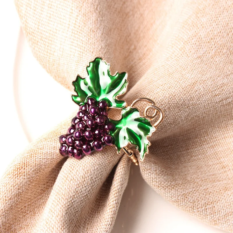

8Pcs Western Food Fruit Napkin Buckle Grape Pearl Napkin Ring Napkin Ring Metal Mouth Cloth Ring Tableware