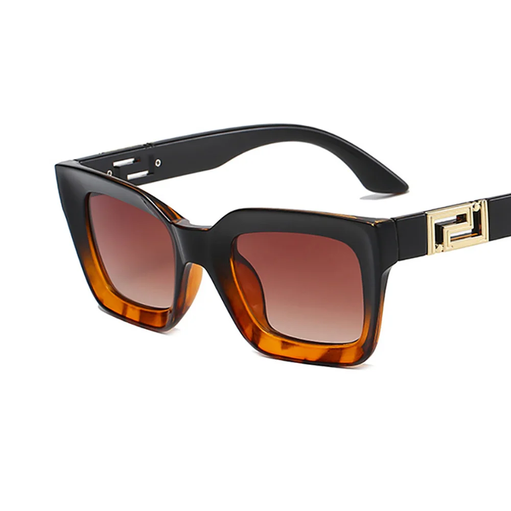 

Retro Thick Frame Sunglasses Female Vintage Square Sun Glasses Women European and American Trend Street Shooting Fashion Eyewear