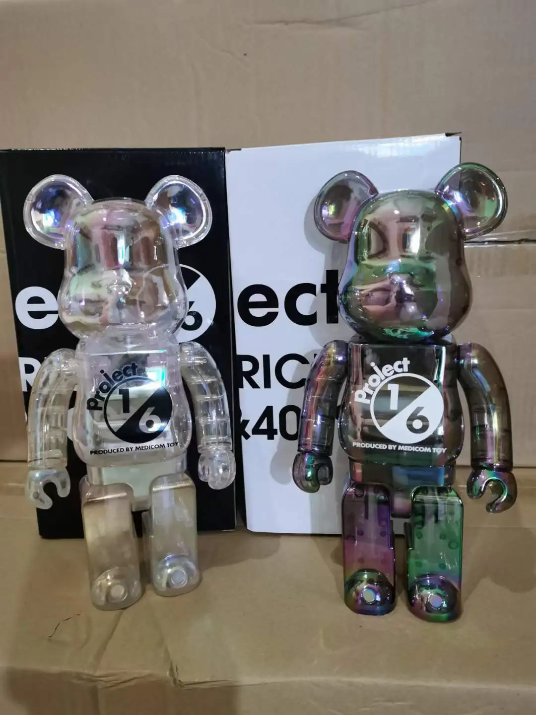 

Action Figures 28cm Bearbrickly 400% PVC 1/6 Bear Dolls Pvc Street Art Collectible Models Toys To Friends Gifts