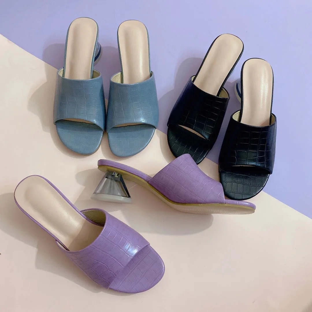 

2021 tapered characteristic crystal heel sandals fashionable transparent heel stone pattern material square toe mid-heel sandals