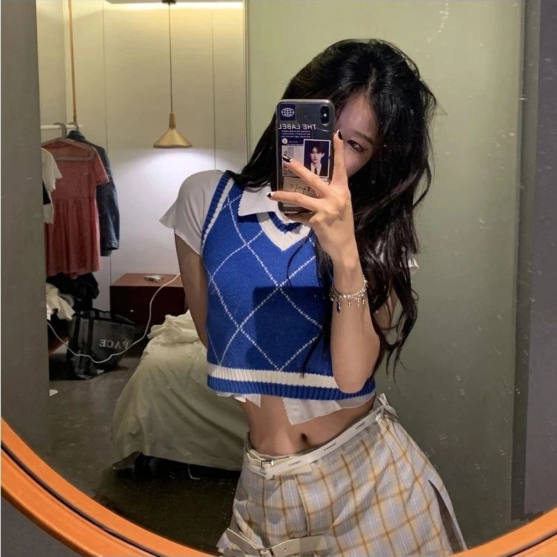 

Женский трикотажный свитер с узором «Ромбики», без рукавов