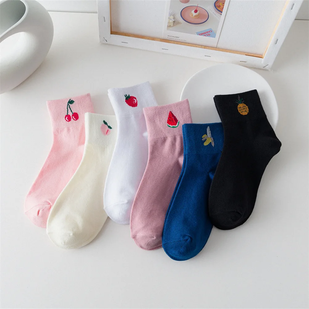 

2022 Women's Fruit Fashion Cherry Peach White Cute Socks Cartoon Spring Winter Female Warm Girl Comfortable Cotton Socks College