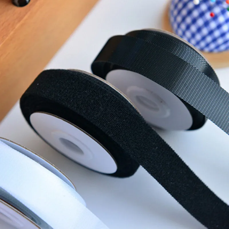 

5 Meters / lot White Black Nylon Sticking Tape 2 Layers Magic Tape For Handmade DIY Gloves Cap Shoes Curtain Toy Accessory T1522