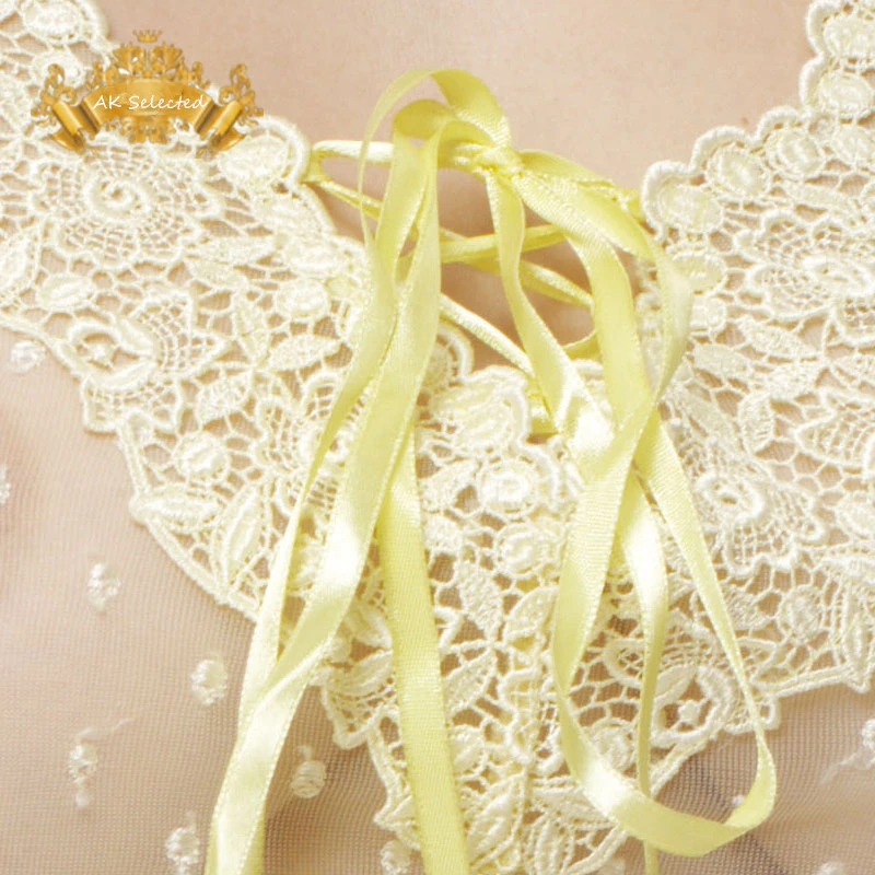 Сексуальное нижнее белье топ и стринги укороченный с кружевной отделкой