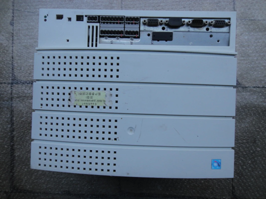 Lenze сервопривод 9300 EVS9328-ES/ EVS9328ES используется в хорошем состоянии | Инструменты