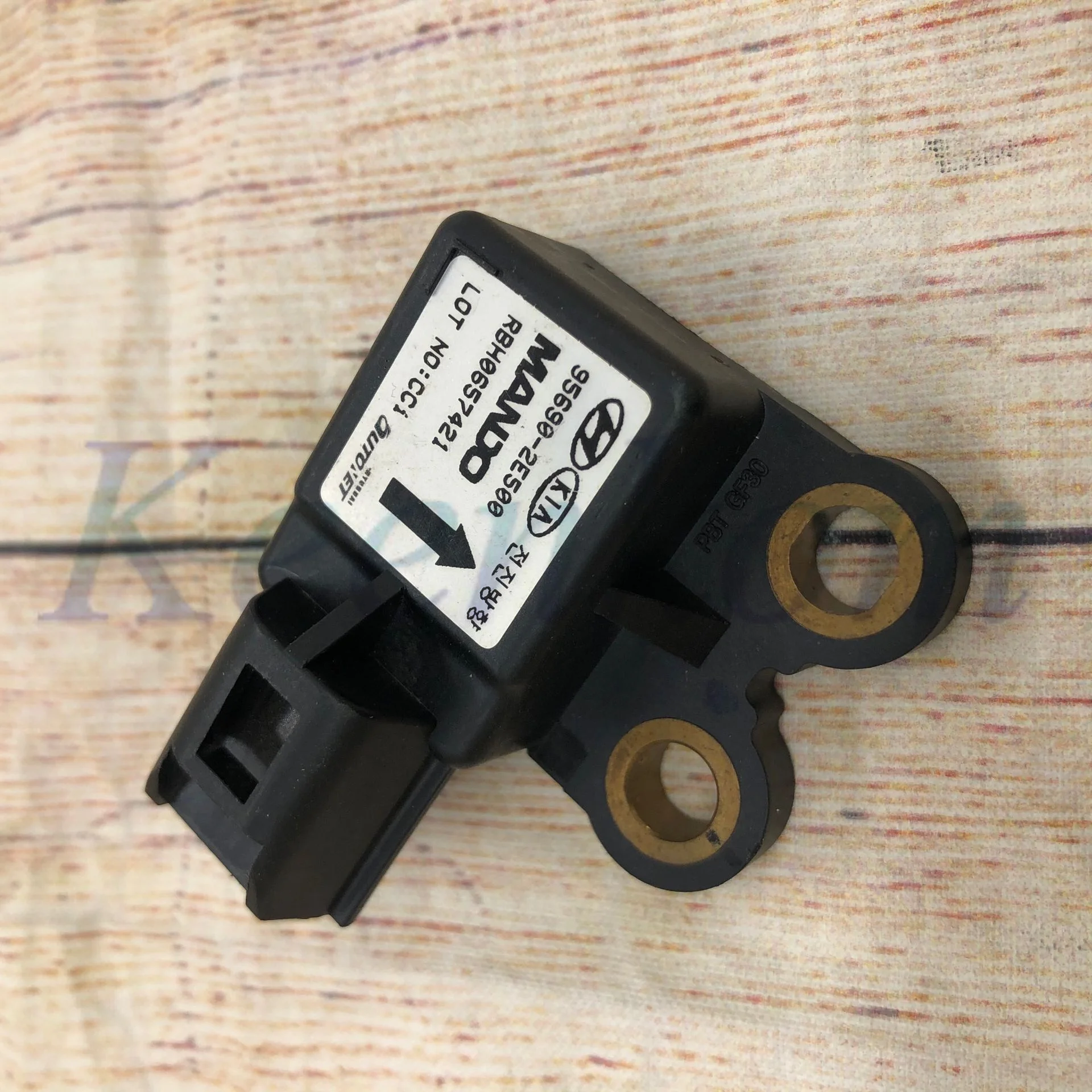 

956902E500 для Hyundai Kia 05-07 2.0L 2.7L Yaw Rate & G Sensor 95690 2E500