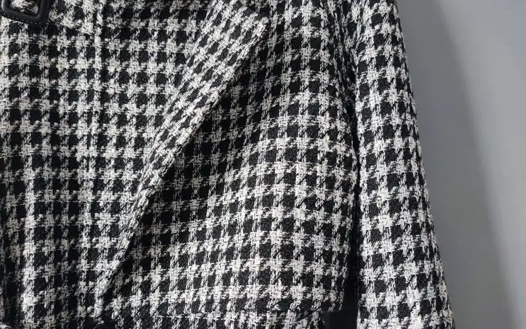 

Plaid trench coats men's grey knee-length spring autumn european loose belt mid-length windbreaker large size