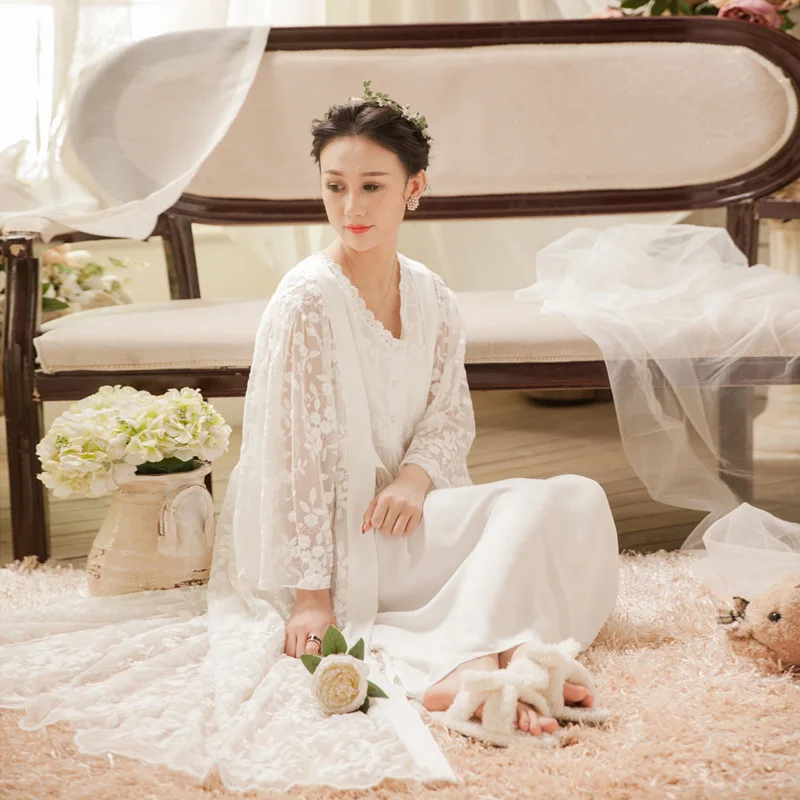 

Romantic Nightgowns Lace Robe Sets Women Embroidery Mesh Large Size Night Dress Victorian Vintage Sleepwear Bride Robes Pijamas