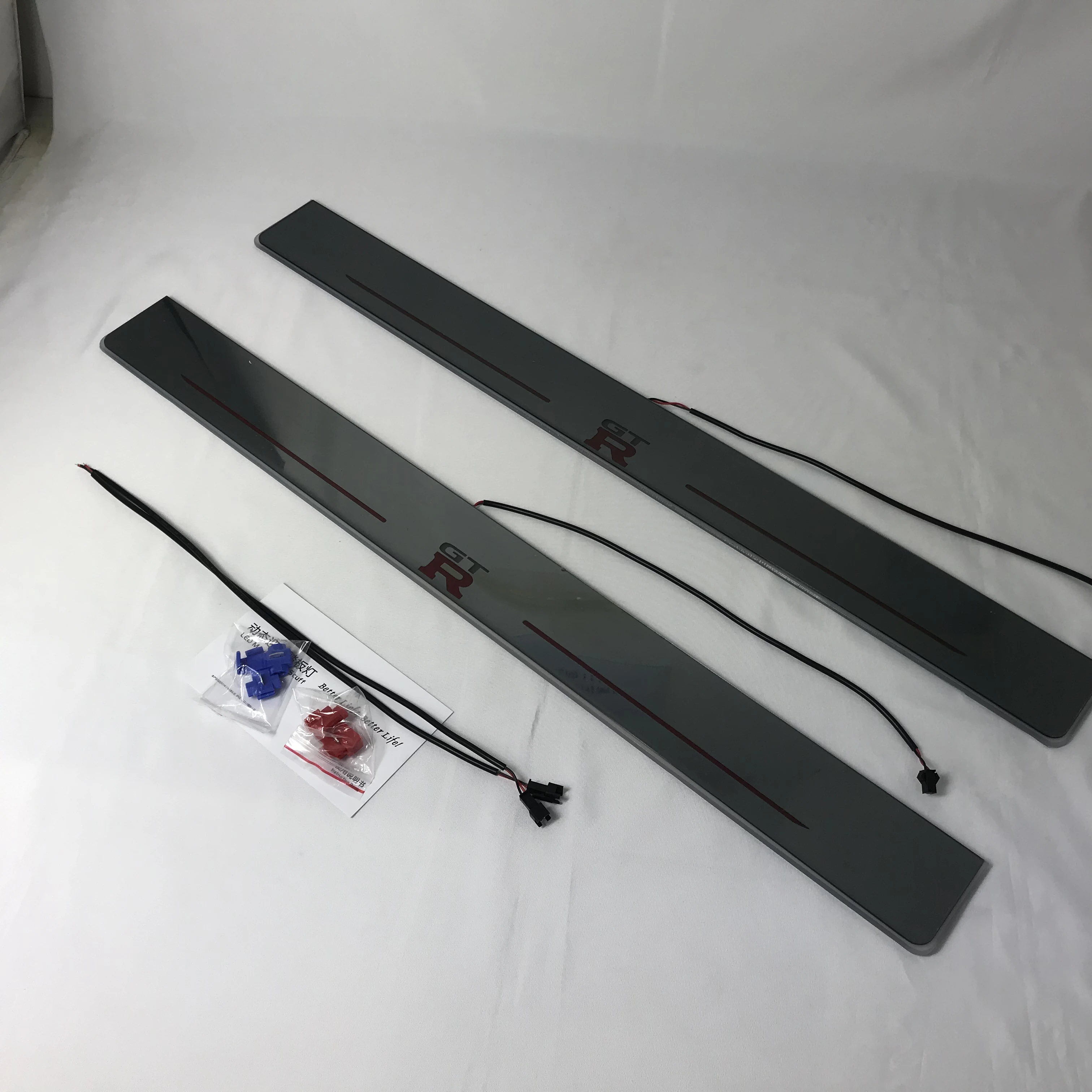 

Osmrk led moving door scuff for Nissan GT-R dynamic door sill plate flat lining overlay flow/still light