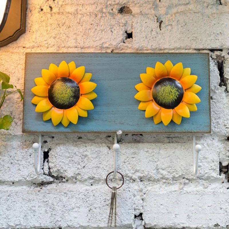 

Garden Wind Iron Art Sunflower Decorative Wall Hook Vintage Made Old Wooden Coat And Hat For Hook For Creative Shop Home Decor