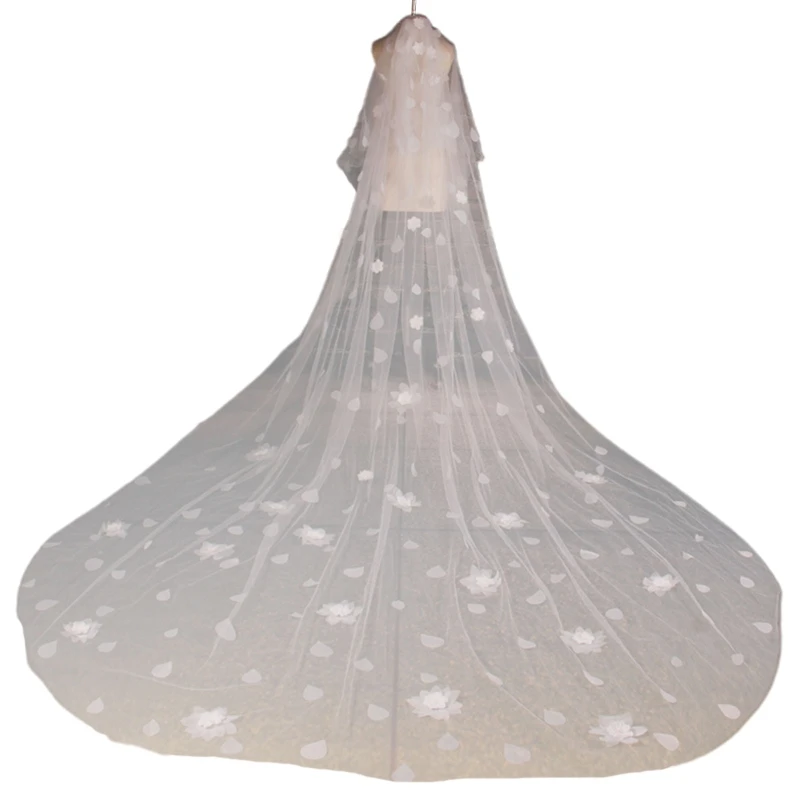 

2T Floor Length Trailing Cathedral Wedding Veil with Waterdrop Floral Appliques W0YA
