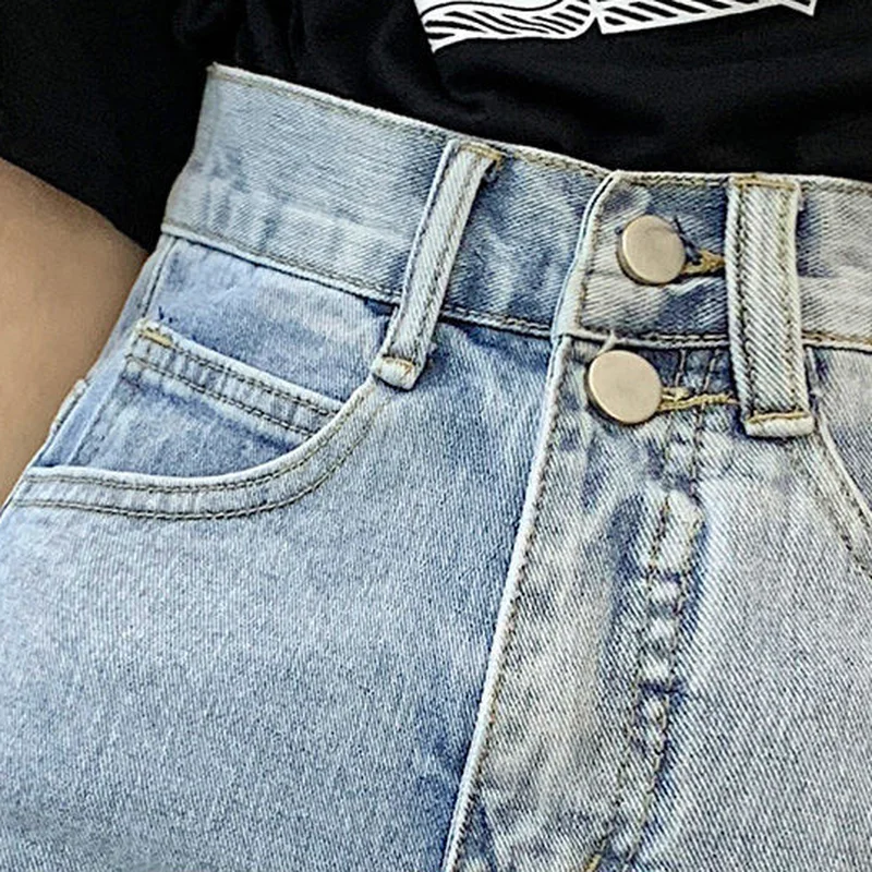 

GOOHOJIO 2021 Summer New High Waist Button Chic Denim Short Casual Loose Jeans Female Fashion Wide Leg Short Vintage Hole Jeans