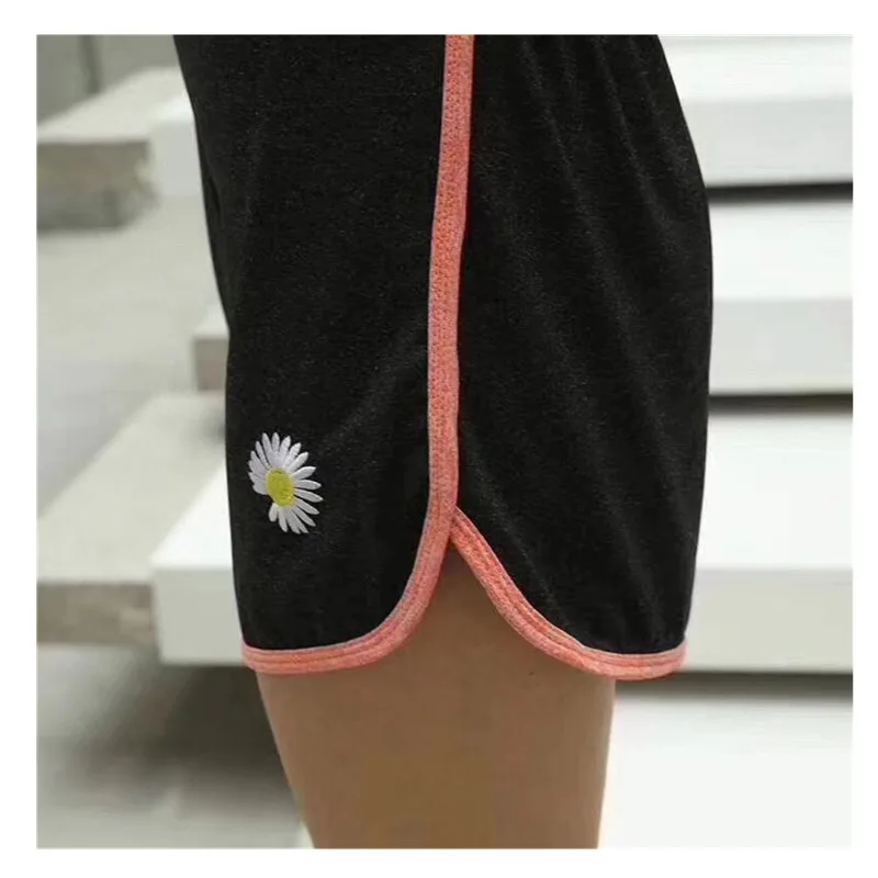 Костюм с маленькой маргариткой маленькая Хризантема скоростная сухая одежда