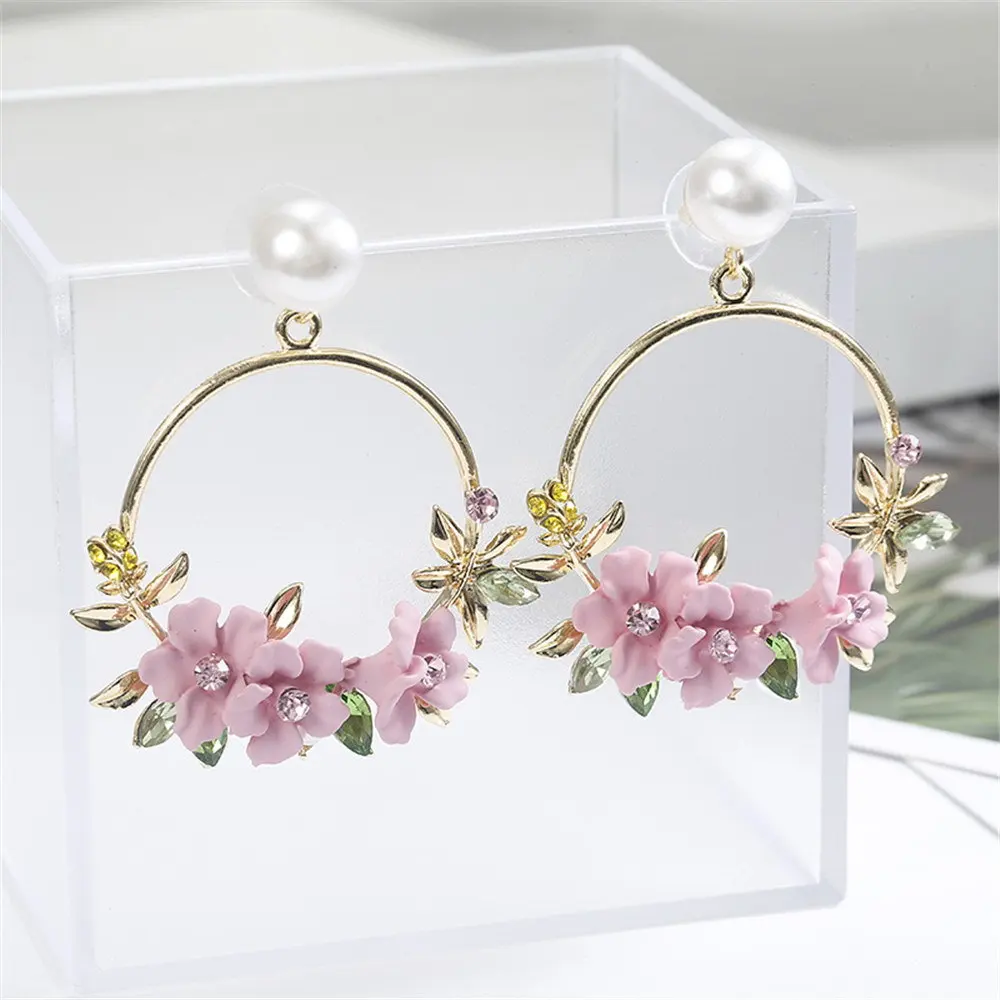 

Korean style fashion personality sweet soft ceramic pearl flower female earrings