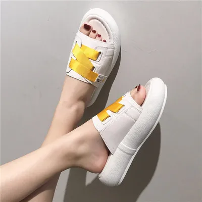 Летние сандалии на толстой подошве в Корейском стиле Пляжная обувь Новинка 2020