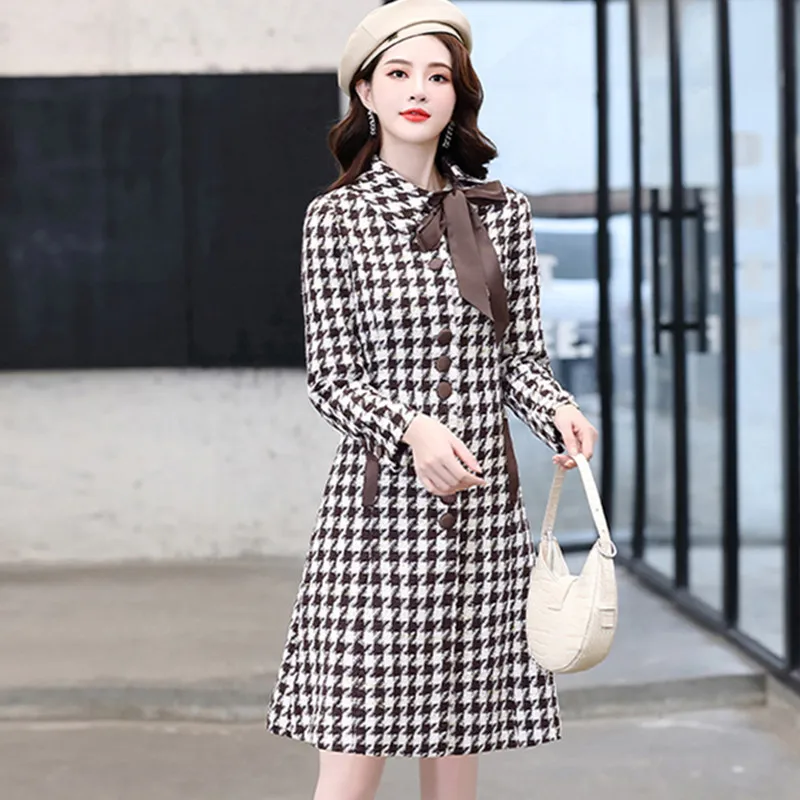 

UHYTGF Fashion Women Autumn Winter Wool Coat 2020 Korean Plaid Slim Female Jacket Long Sleeve Casual Warm Plus Size Outwear 1089