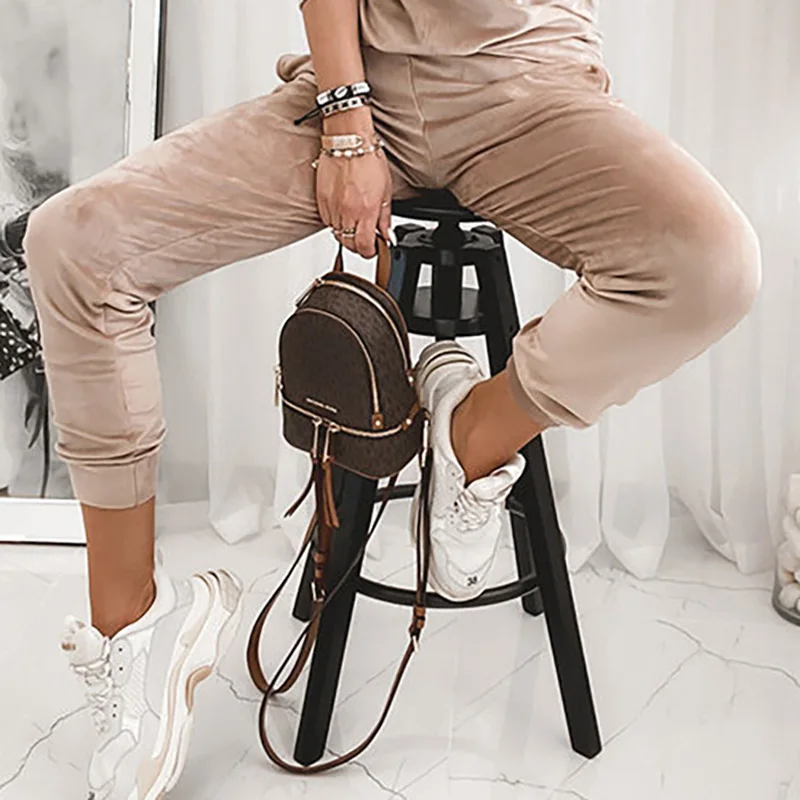 

Elegant Loose Oversized XXXL Casual Pants Women Solid High Waist Pockets Pencil Pants Velvet Elastic Soft Tracksuit Streetwear