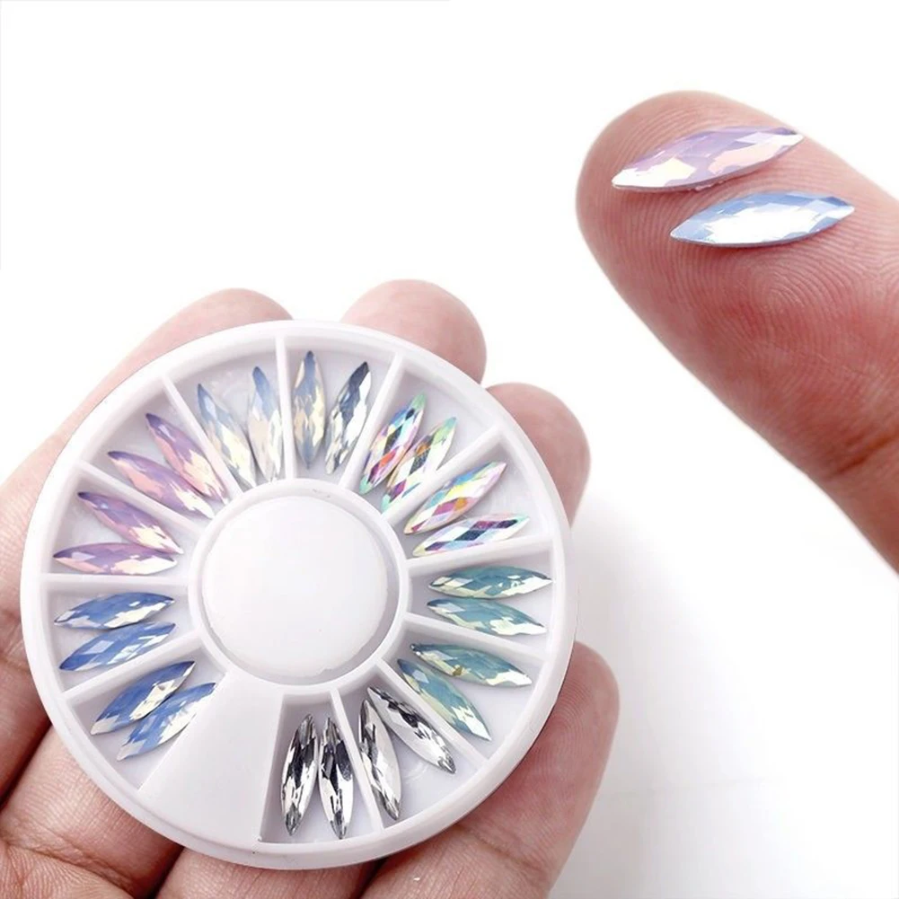 Модный смешанный цвет ногтей 3D блестки наконечники со стразами DIY украшения