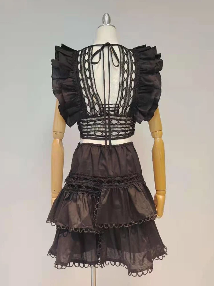 

Lace-up leaky back Hollow leaky waist ruffled short top two-piece suit ladies summer new high waist multi-level skirt suit