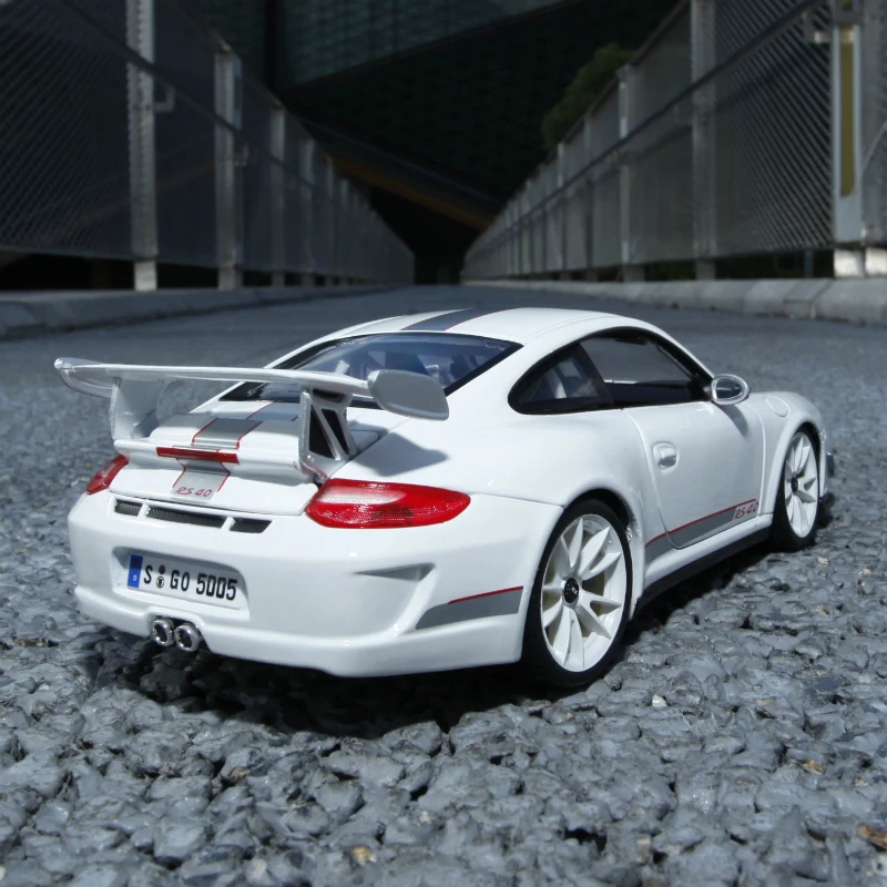 Bburago 1:18 911 GT3 RS модель автомобиля из сплава Модель автомобиля украшение автомобиля коллекция Подарочная игрушка Литье под давлением модель игрушка для мальчиков