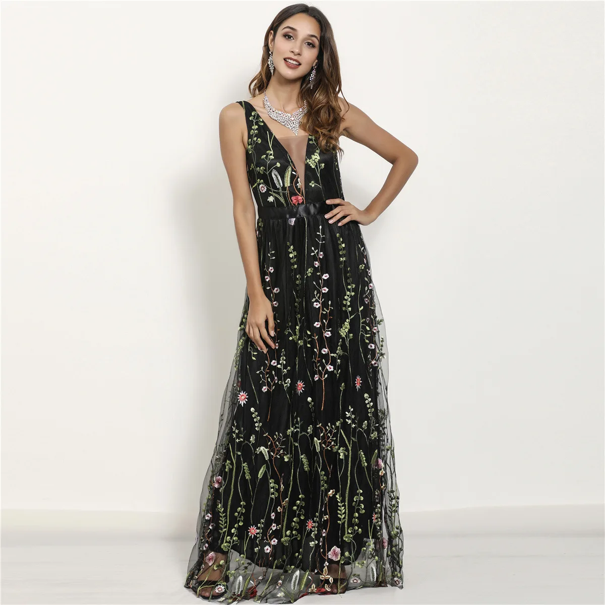 

Mandylandy Women's Sexy Spaghetti Strap V-neck Sleeveless Embroidered Dress Summer Elegance Backless Slim Fit Mesh Lace Dress