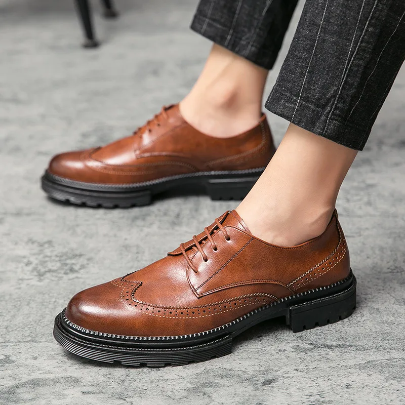 

Gentleman Oxford Shoes Italian Leather Formal Men's Brand British Style Men Casual Bullock Office Business Wedding Party