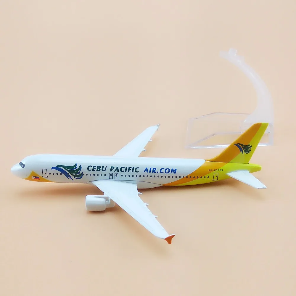 

16 CEBU Pacific Air A320 Airbus 320 Airways Airlines