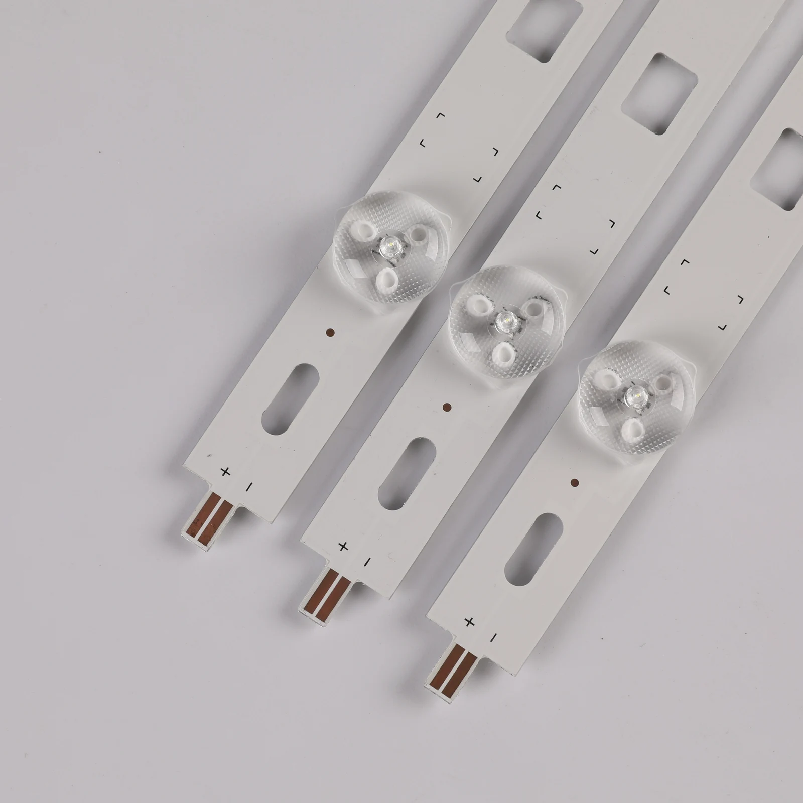 Светодиодные ленты для SAMSUNG_2014_SONY_DIRECT_FIJL_32V_B_3228_8LEDs_REV1.2 LM41-00091J LM41-00091K KDL-32RD303 KDL-32R303C