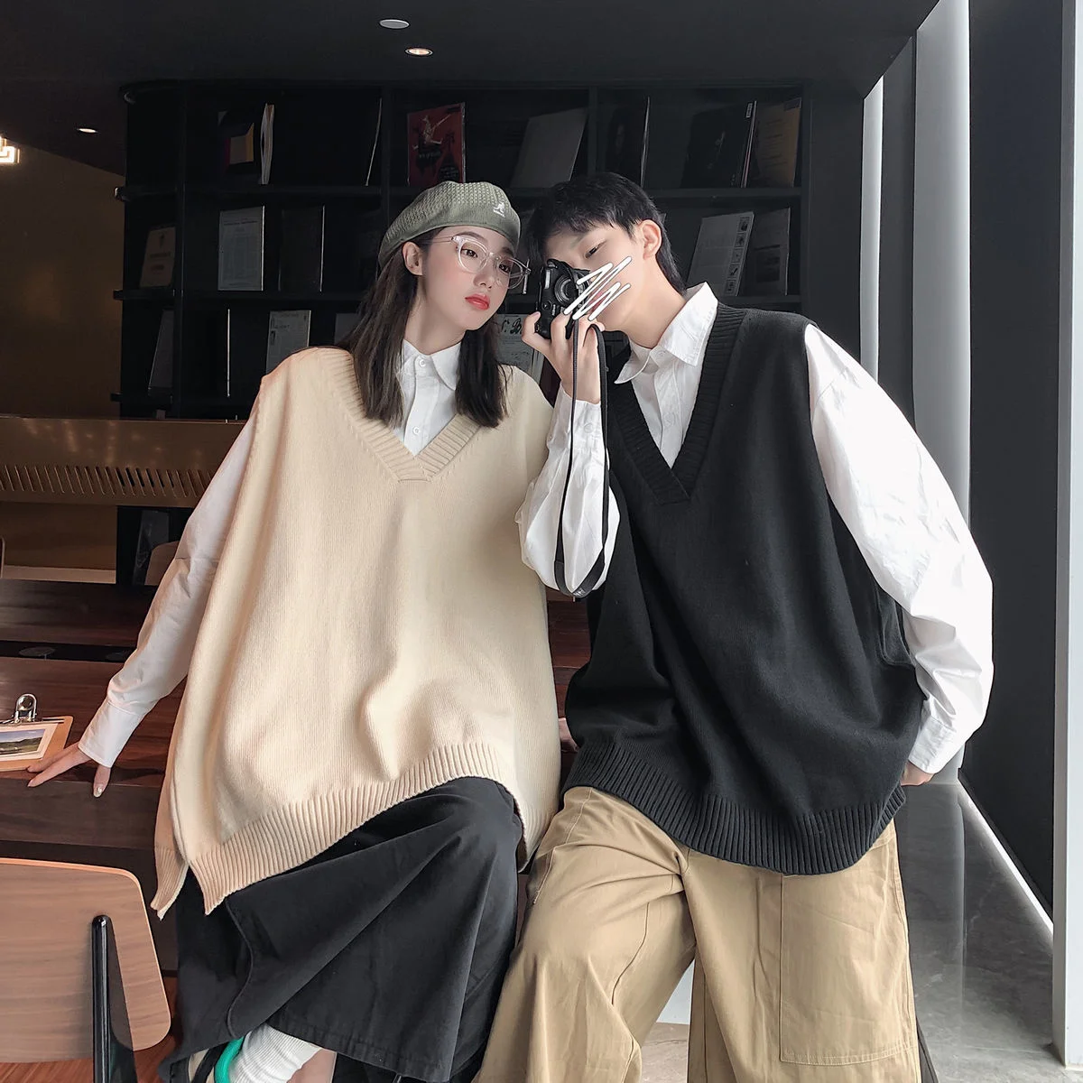 

Vintage Knitted V-neck Sweater Vest Trend Loose Long Sleeve Pullover Sleeveless Sweaters Coat Thin Male Clothes Spring Autumn