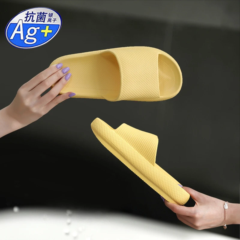 

Summer Thick Soles Soft Slippers For Women Quiet Soft Indoor House Slippers For Men Deodorant Couples Wear Slippers Outside