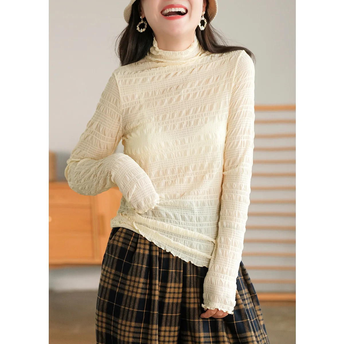 

2021 spring autumn new soft lace T bottoming shirt solid color with long sleeves