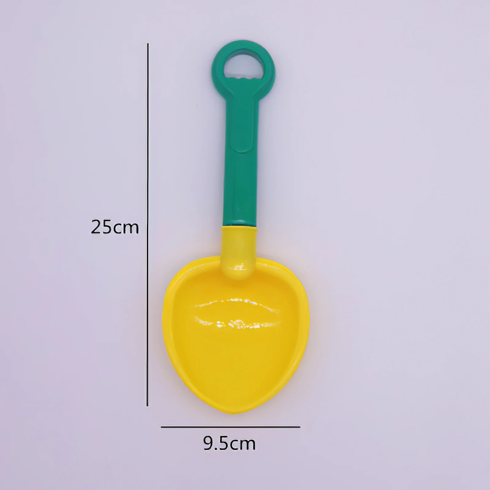 

4Pcs Rounded Scoop Beach Shovel Rake Beach Toy Outdoor Digging Sand Shovel Play Sand Tool Kids Summer Beach Toy Play House Toys
