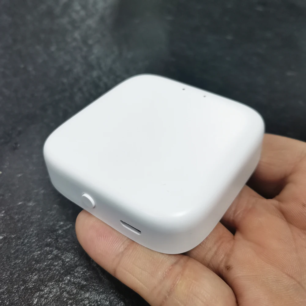 Беспроводной хаб для управления умным домом Tuya ZigBee с поддержкой приложения