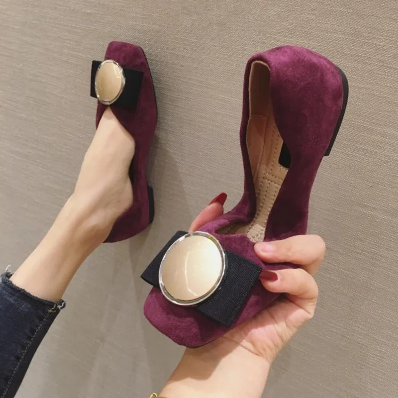 Туфли женские однотонные на плоской подошве офисные лоферы без застежки