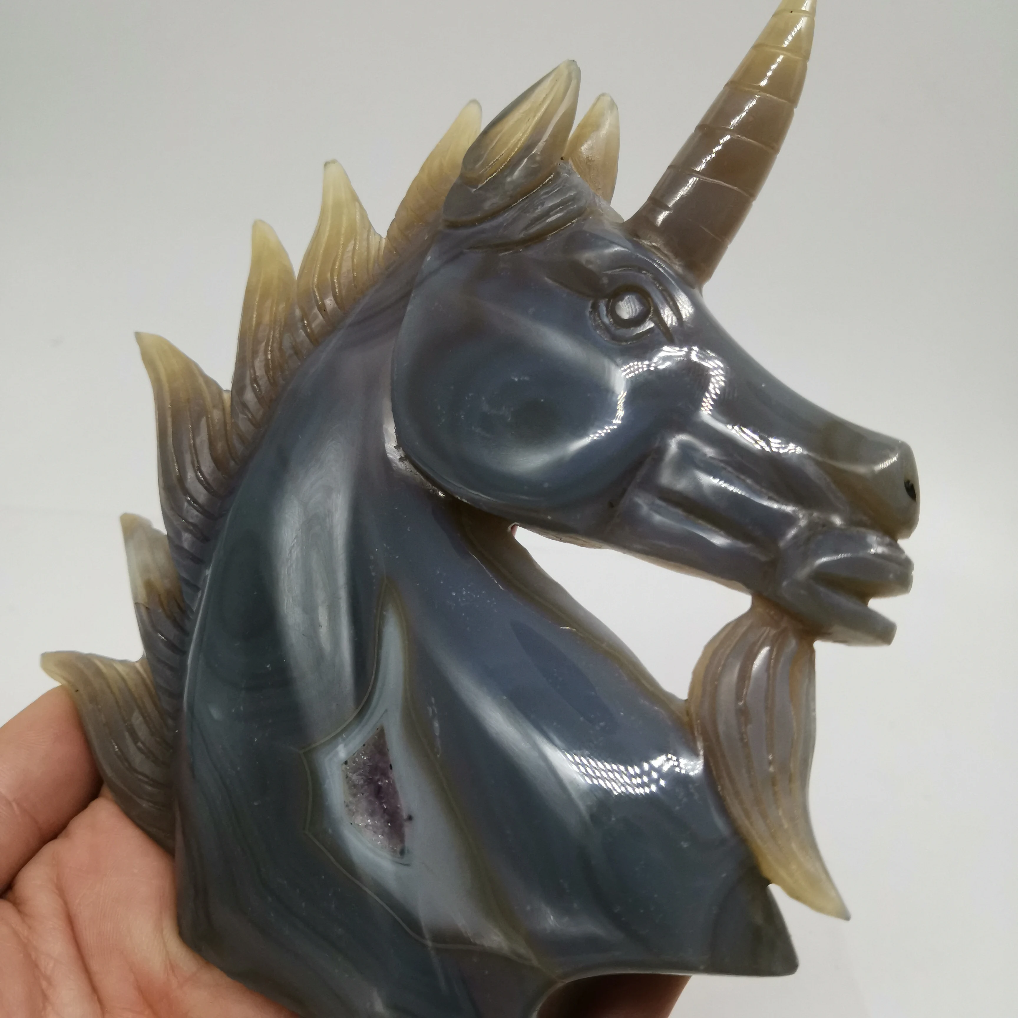 356 г высокое качество и изысканный резной натуральный агат геоде Единорог