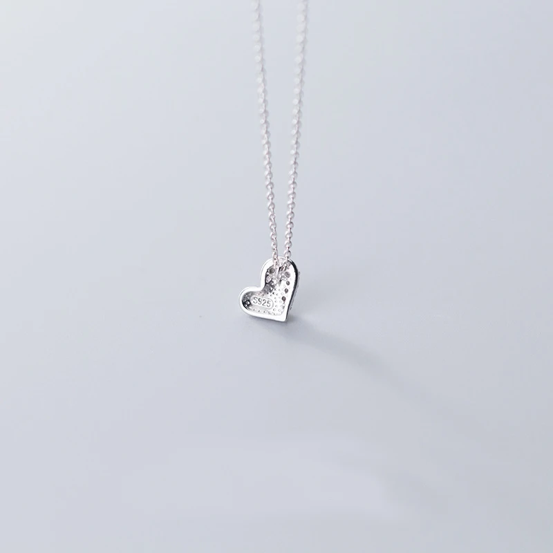 

Ginin 925 Sterling Silver Korean Sweet Inlaid Zircon Pearl Heart Pendant Necklace Small Heart-Shaped Choker Engagement Jewelry
