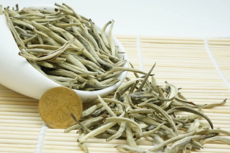 

Baihao Yingzhen White-Tea Grade Baihaoyinzhen Silver Needle Tea For Weight Loose Chinese Natural Organic Food