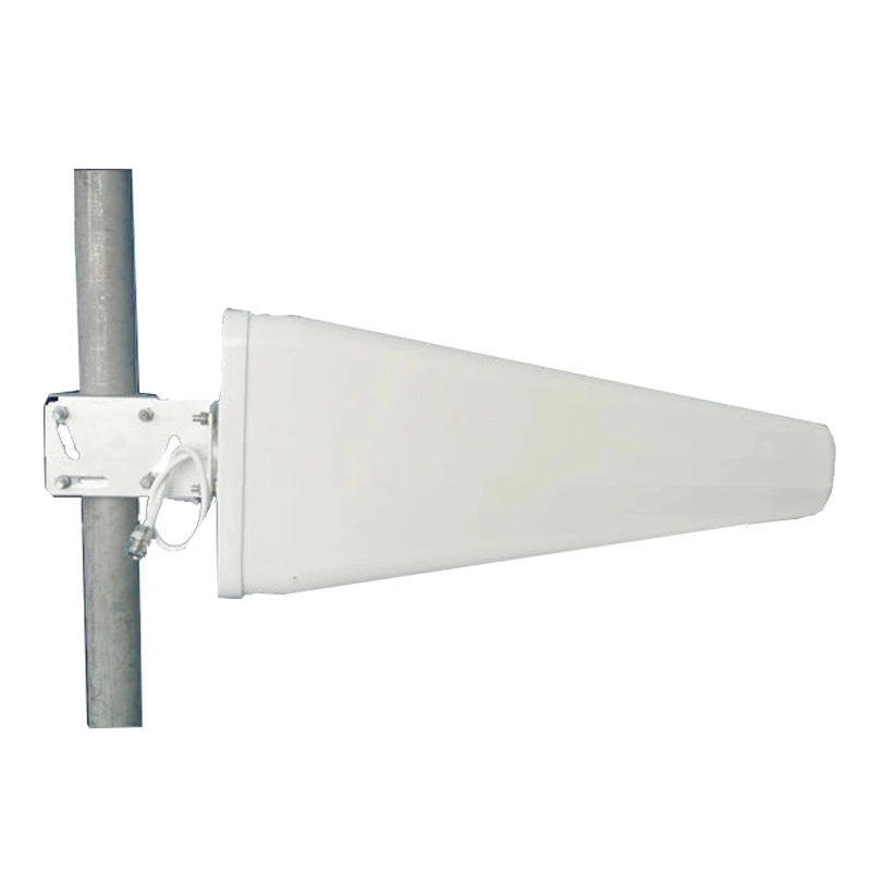 2G 3G 4G  698-2700Mhz High Gain Directional Outdoor Antenna 16dBi LTE Log Periodic RG58 Cable 1M Feeder 1PCS