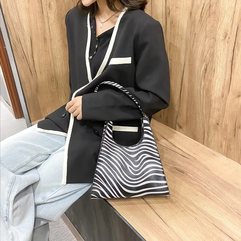 

Weysfor Vogue Zebra Women Luxury Handbag PU Leather Simple Underarm Shoulder Bags Female Daily Design Baguette Totes Purse Pouch