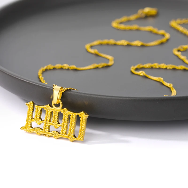 Ожерелье с подвеской в виде цифр на год рождения английском|Ожерелья подвеской| |