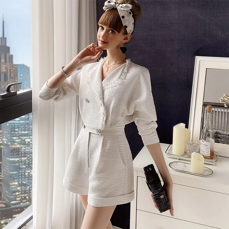 Dabuwawa Elegant Women Playsuits Short Sleeve Buttons Female Romper Jumpsuit Spring Summer Ladies Solid Overalls DO1AJP005