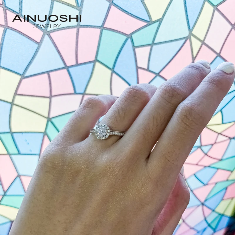 

AINUOSHI 0.5 Carat D Color Moissanite Engagement Rings for Women 925 Sterling Silver Round Cut Halo Rings Exquisite Jewelry Gift